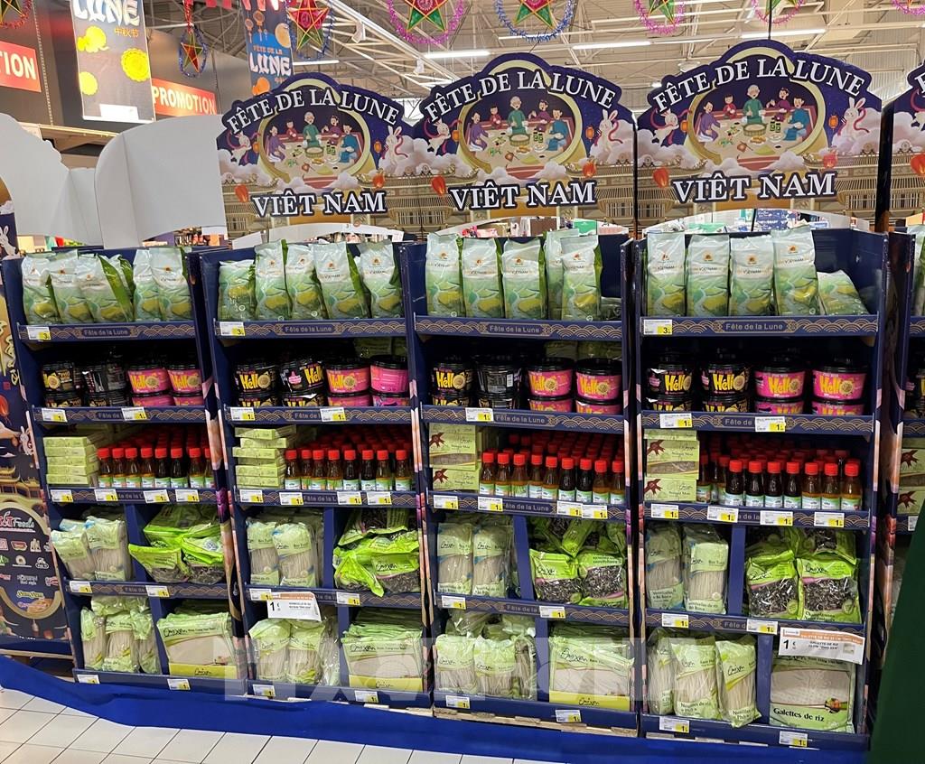Vietnamese rice is on the shelves of French E.Leclerc supermarket for the first time